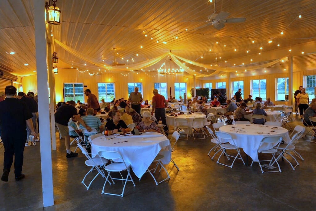 Wedding DJ Bowling Green KY 14 Reid's Orchard Owensboro KY wedding reception room