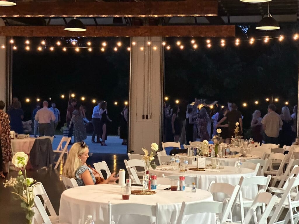 Madisonville Kentucky Wedding DJ 3 Evening outdoor dancing at a Mahr Park wedding reception