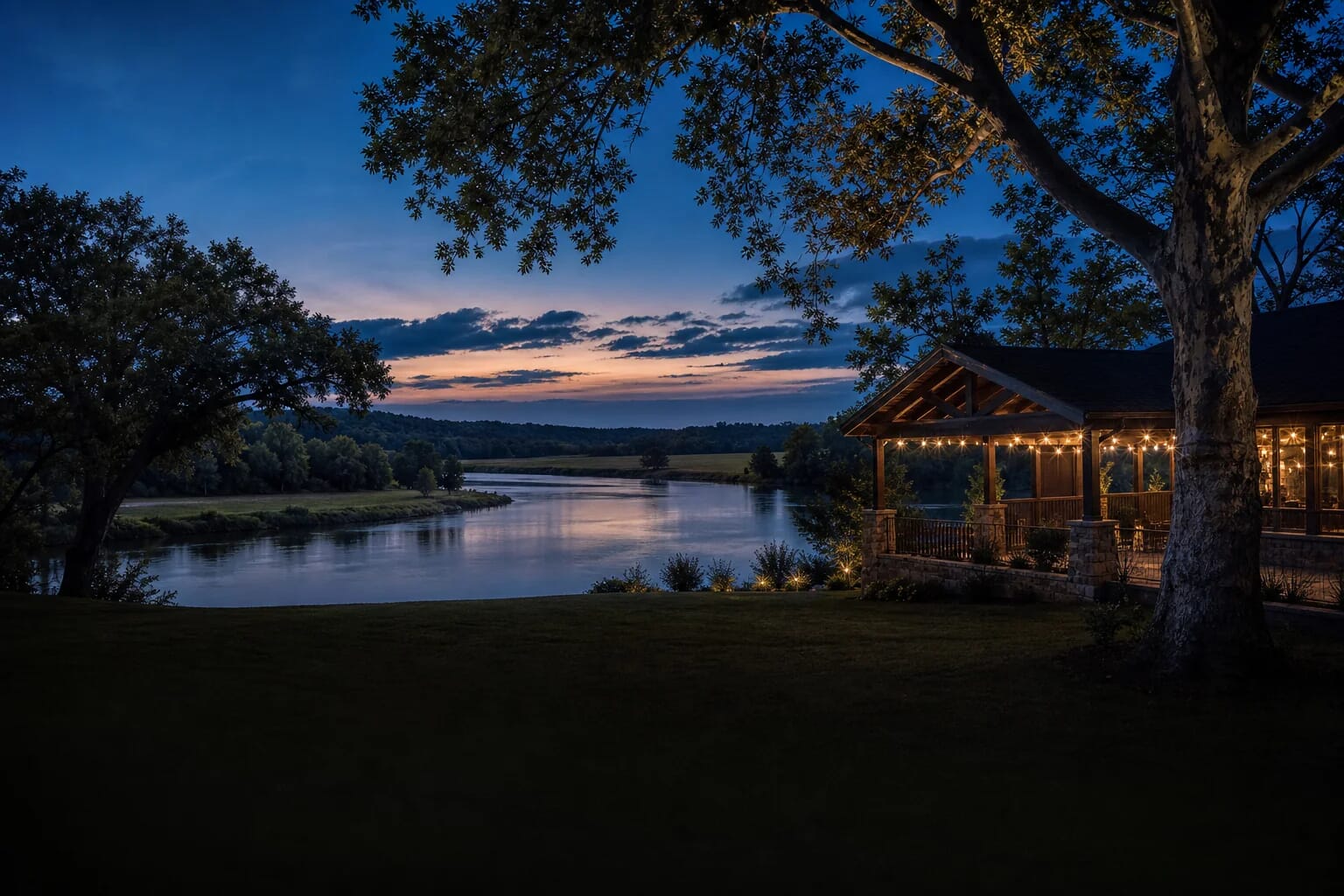 New Haven Illinois river country wedding atmosphere at twilight